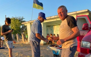 Kopa dobra fest : podporme festivaly radosti v ukrajinských dedinkách