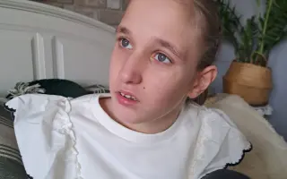 FIALOVÉ VIANOCE: Prečítajte si rozprávky s dôležitým poslaním od 16 slovenských spisovateľov FIALOVÉ VIANOCE: Prečítajte si rozprávky s dôležitým poslaním od 16 slovenských spisovateľov