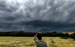 Pomôžme mladému nadšencovi meteorológie splniť jeho sen