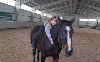 Sedlo pre Nathanka – chlapca so snom jazdiť na svojom koňovi Romeovi