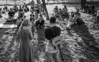 Podporte festival náhradného rodičovstva a služby pre prijaté deti a ich rodiny.