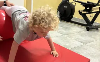 Spoločne pomôžme Sabínke k samostatným krokom