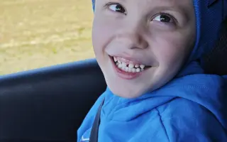 Pomôžme autistickému chlapčekovi Adamkovi napredovať
