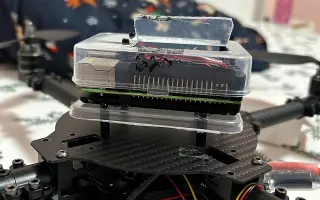 Pomôžte chrániť polia: vyrobím dron, ktorý bude v noci strážiť sám