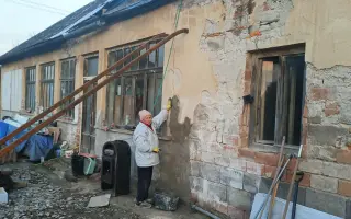 Zachráňme Ligu za ľudské práva, ktorá už 20 rokov pomáha ľuďom na úteku