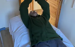 Pomôžme Mirkovi príspevkom na rehabilitáciu a potrebné lieky