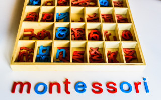 Podporte nákup Montessori pomôcok do našich škôl
