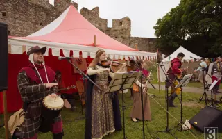 Podporte pestrosť historicko-šermiarskeho festivalu na Devíne