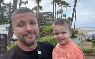 Podporte manželku a malého syna po náhlej strate manžela a otca