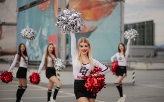 Podporte rozvoj tímu roztlieskavačiek U Dance Cheerleaders