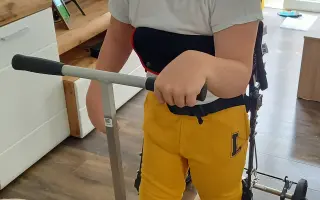 Splňme Peťkov sen urobiť prvé samostatné kroky