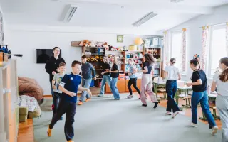 Hood - pomôž vybudovať mladým základňu talentov