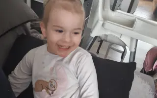 Pomôžme bojovníčke Mii jej v tichom boji so vzácnym ODLURO a Westovým syndrómom