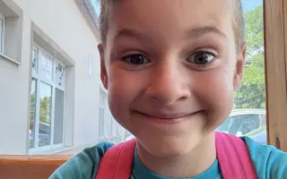 Psík pre nášho syna s autizmom – nádej na pokoj a priateľstvo