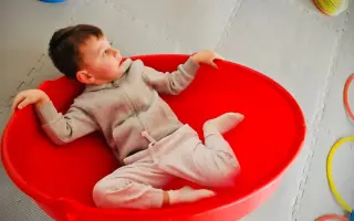 Pomôžme Noelovi napredovať aj napriek ťažkej životnej situácii