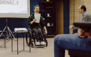 Pomôžme Krištofovi zaobstarať nový invalidný vozík