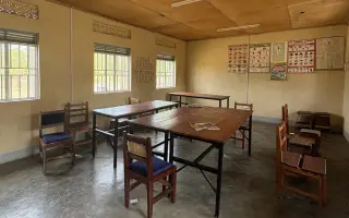 Pomohli ste zrekonštruovať knižnicu a zabezpečiť vodnú nádrž pre deti v Ugande