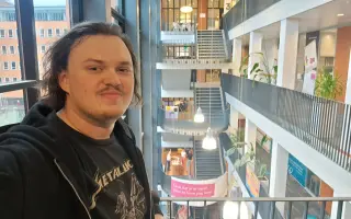 Pomôžme Richardovi na ceste za jeho snom v Haagu