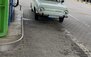 Späť do čias, keď sa „chodilo do Juhoslávie“ – a išlo sa na Škode 100!