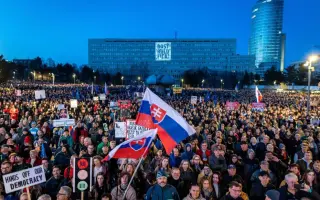 SLOVENSKO JE EURÓPA. Protest 17. novembra, podporte organizáciu.
