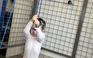 Od náhlej cievnej príhody k prvému kroku: Podporte malú Trinity