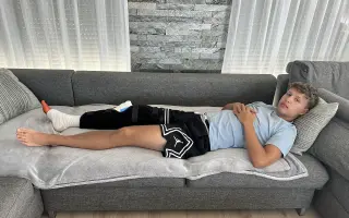 Ani operácie ma nemôžu zastaviť. Pomôž mi vrátiť sa späť do hry!