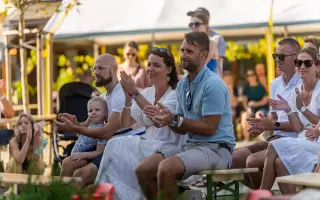 Pomôžte nám pokračovať v našej misii - Podporte 2. ročník festivalu Augfest