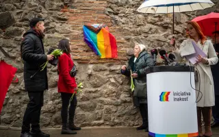 Pomôžte nám získať spravodlivosť tam, kde ju ústava popiera