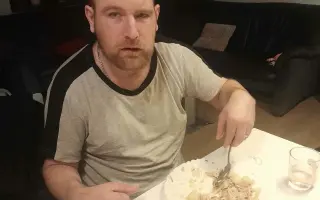 Pomôžme 34-ročnému otcovi postaviť sa po mozgovej príhode opäť na nohy