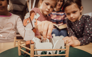 Otvorte spolu s nami deťom dvere k Bohu - podporte certifikované kurzy