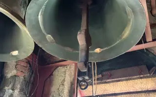 Pomôžte opraviť zvony vo veži evanjelického kostola