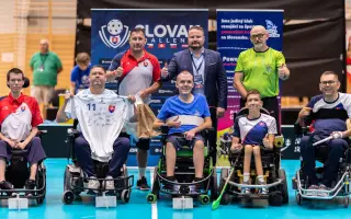 Pomôžme Tomášovi ísť na plný výkon s novým vozíkom