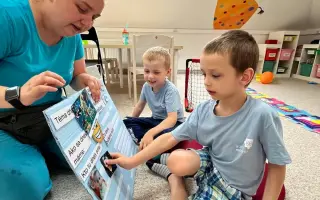 Podporte letný tábor s behaviorálnymi intervenciami pre deti s autizmom