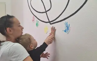 Pomôžte nám vytvoriť bezpečný a útulný priestor pre deti! 🧩💛