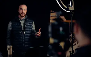 Pomôž nám pokračovať v prinášaní Božieho Ohňa cez sociálne siete