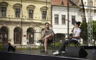 Pomôž nám pokračovať v prinášaní Božieho Ohňa cez sociálne siete