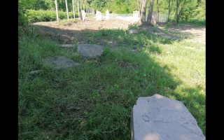 Podporte revitalizáciu židovského cintorína vo Vinodole - pamätník