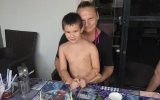 Pomôžte udržať domov pre Karin a jej syna