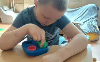 Prvý rok bol zdravým chlapčekom. Pomôžme Lukáškovi opäť napredovať.