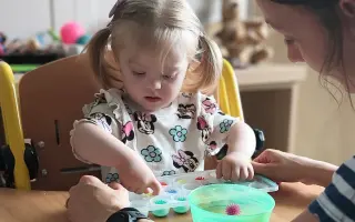 Podporte terapie pre 2-ročnú Nelku s Downovým syndrómom Podporte terapie pre 2-ročnú Nelku s Downovým syndrómom