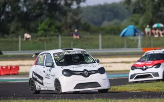 Zo simulátora za volant Formule 4 | Podporte Olivera Gmuca na jeho ceste za snom
