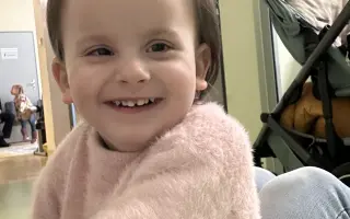 Pomôžme Emke urobiť krok vpred