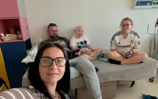 Malý bojovník Theo, ktorý nestráca úsmev: Darujme chlapcovi šancu na život.