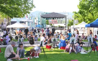 Podporte ART GATE GALLERY v Martine