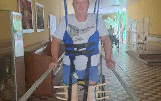 Pomôžme Milanovi postaviť sa na nohy