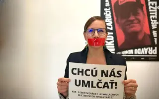 Pomôžte zachrániť 34 rokov našej práce. Podporte Nadáciu Milana Šimečku