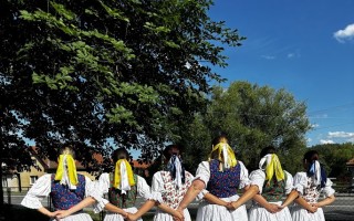 Podporte realizáciu predstavenia "Zlom" k 45. výročiu folklórneho súboru Dúbrava