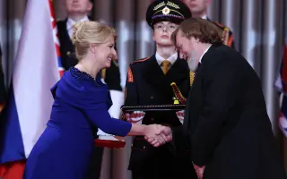 Samko Tále smrdí stále... Nepremeškaj knihu k 25. výročiu! Samko Tále smrdí stále... Nepremeškaj knihu k 25. výročiu!