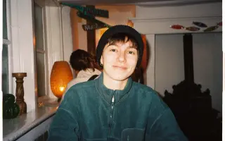 Pomôž Eliasovi dostať prístup k top surgery | Help Elias get his top surgery