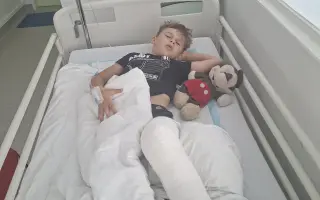 Pomôžme 7-ročnému Adriánkovi znovu vykročiť – čaká ho prvý školský deň